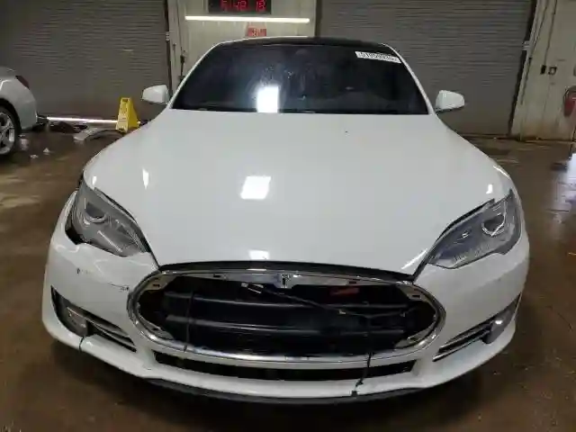 5YJSA1H24FF092628 2015 TESLA MODEL S-4