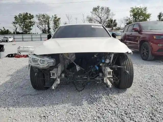 WBA8B3G53JNV00977 2018 BMW 3 SERIES-4
