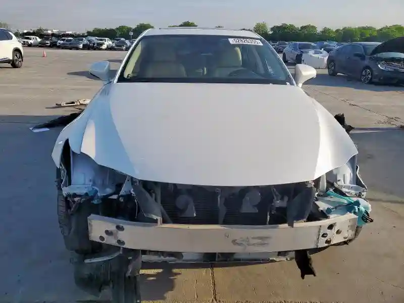 JTHBA1D20G5033860 2016 LEXUS IS-4