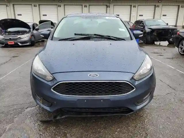 1FADP3H21JL306635 2018 FORD FOCUS-4