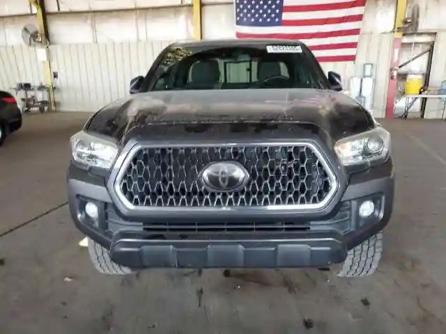 5TFSZ5AN9JX152289 2018 TOYOTA TACOMA-4