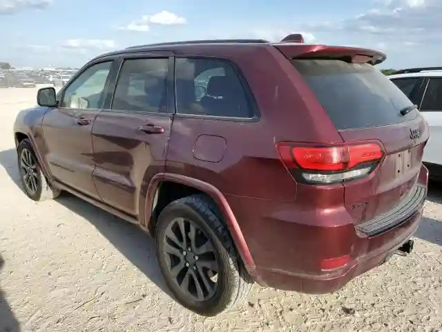 1C4RJFAG0HC910017 2017 JEEP GRAND CHEROKEE-1