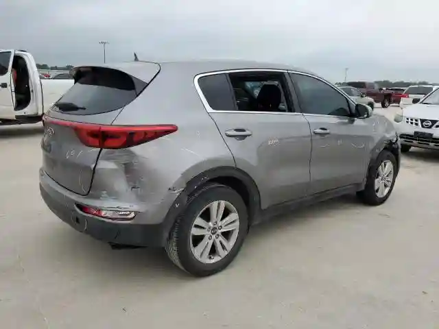 KNDPMCAC9J7371650 2018 KIA SPORTAGE-2