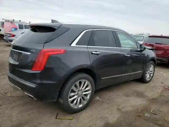 1GYKNFRS0HZ123610 2017 CADILLAC XT5-2