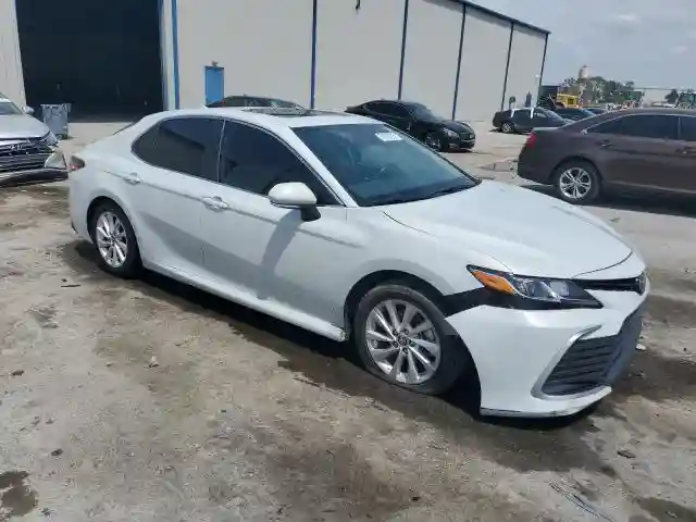 4T1R11AK4RU233925 2024 TOYOTA CAMRY-3