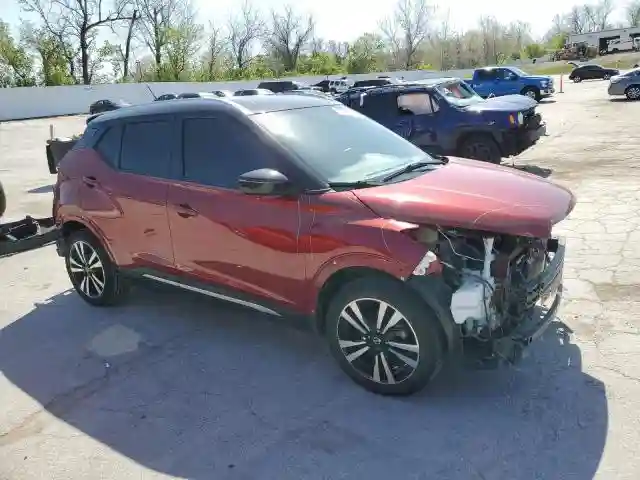 3N1CP5CUXJL543867 2018 NISSAN KICKS-3