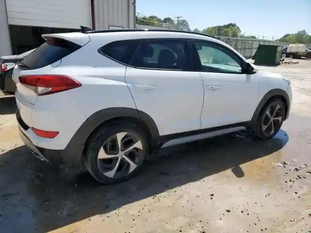 KM8J33A2XJU639599 2018 HYUNDAI TUCSON-2