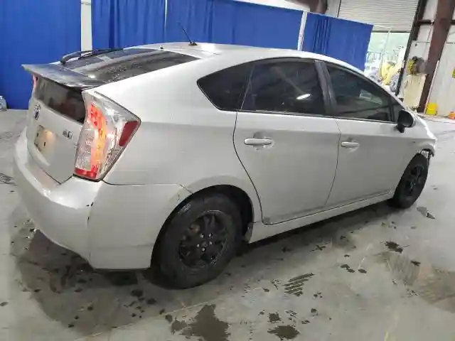 JTDKN3DU5F0472017 2015 TOYOTA PRIUS-2