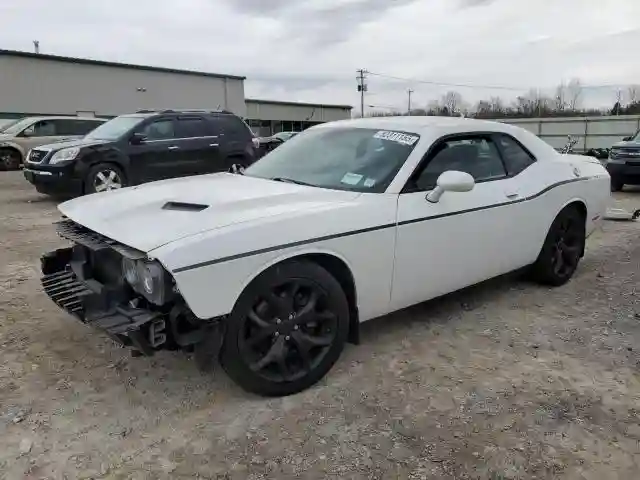 2C3CDZAGXGH245240 2016 DODGE CHALLENGER-0