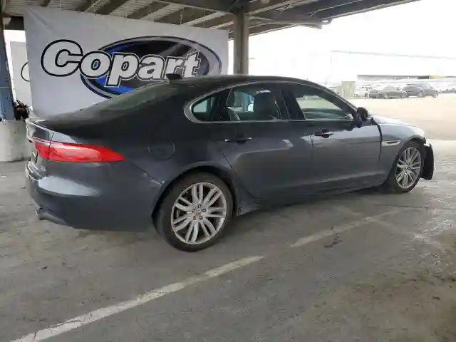SAJBK4EV4JCY55834 2018 JAGUAR XF-2