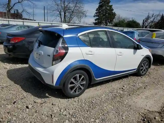 JTDKDTB33J1613084 2018 TOYOTA PRIUS-2