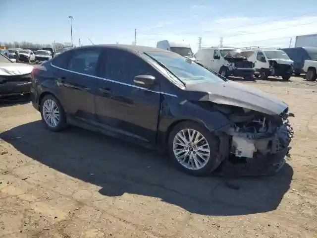 1FADP3J23JL271848 2018 FORD FOCUS-3