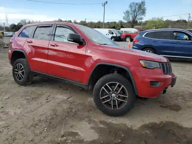 1C4RJFLG9HC633493 2017 JEEP GRAND CHEROKEE-3