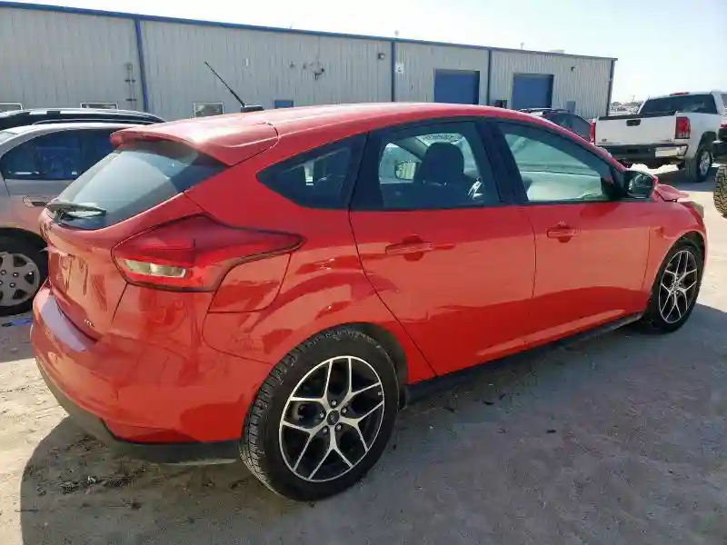 1FADP3M26HL264527 2017 FORD FOCUS-2