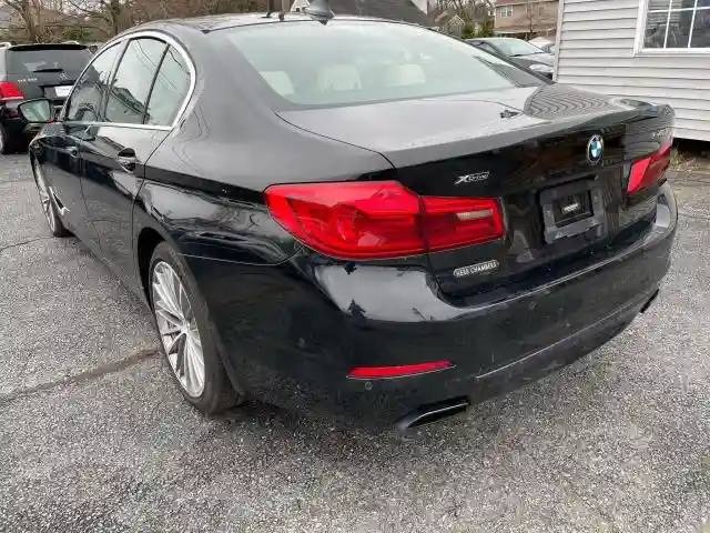 WBAJE7C36HG890783 2017 BMW 5 SERIES-2