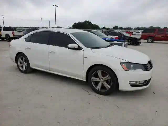 1VWAT7A37FC101716 2015 VOLKSWAGEN PASSAT-3