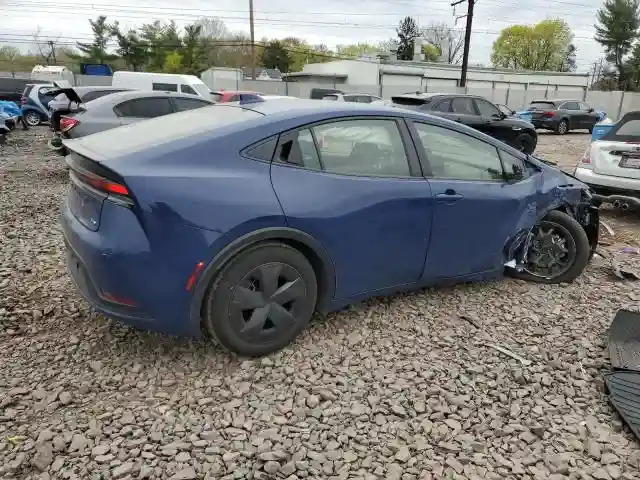 JTDACAAU8R3025064 2024 TOYOTA PRIUS-2