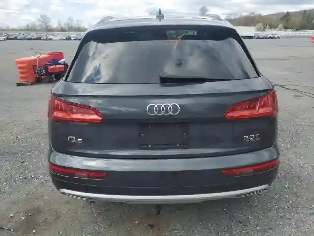 WA1BNAFY9J2199854 2018 AUDI Q5-5