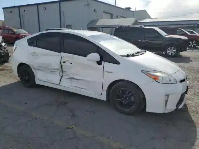 JTDKN3DU5F1934022 2015 TOYOTA PRIUS-3