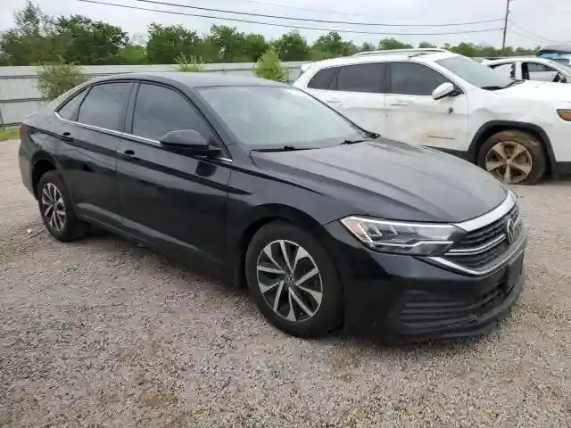 3VW5M7BU8RM049912 2024 VOLKSWAGEN JETTA-3