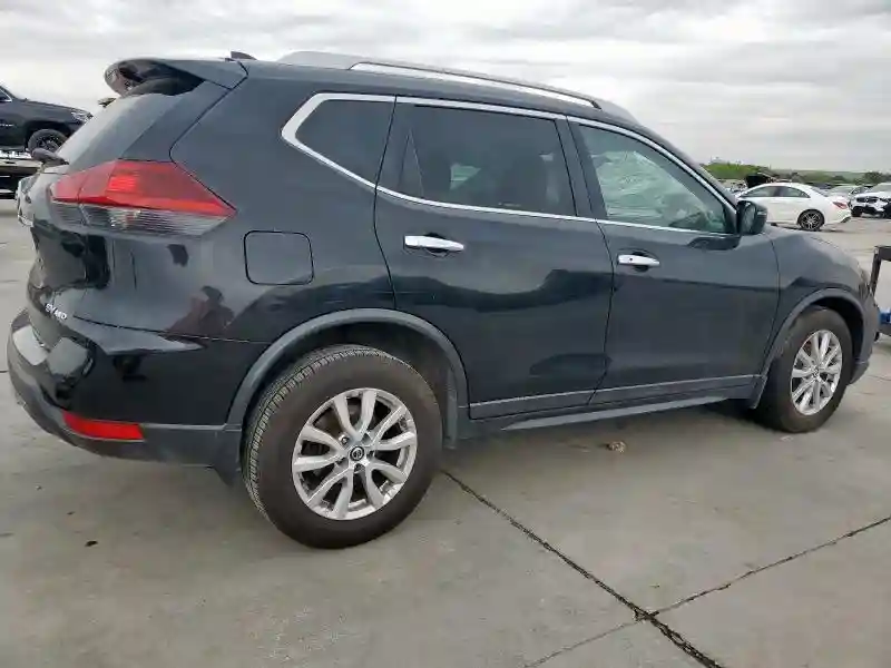 5N1AT2MV7JC748897 2018 NISSAN ROGUE-2