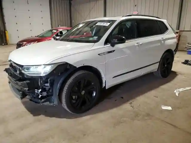 3VV8B7AX5RM090744 2024 VOLKSWAGEN TIGUAN-0