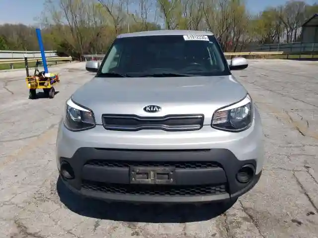 KNDJN2A28H7501299 2017 KIA SOUL-4