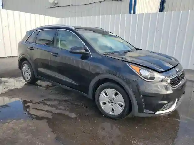 KNDCB3LC9H5084980 2017 KIA NIRO-3