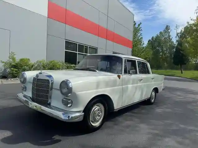 11001010128 1965 MERCEDES-BENZ 190-CLASS-1