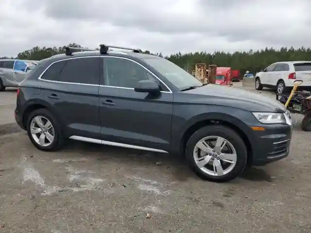 WA1BNAFY1J2003938 2018 AUDI Q5-3