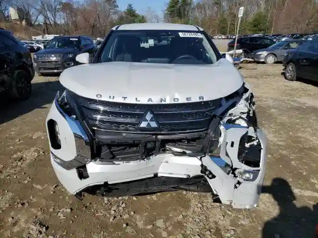 JA4T5VA95RZ064045 2024 MITSUBISHI OUTLANDER-4