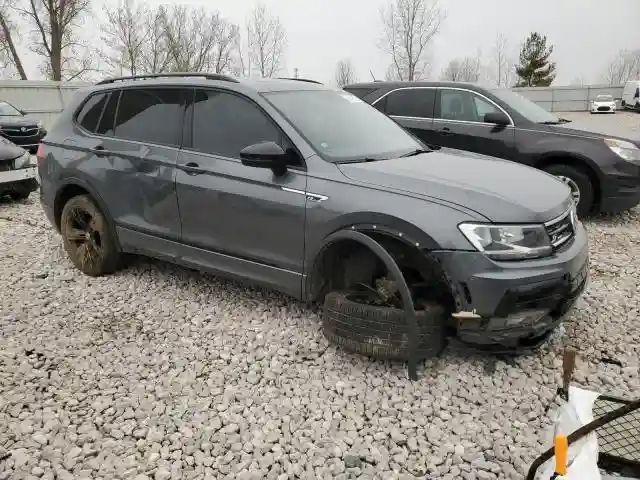3VV2B7AX6KM135296 2019 VOLKSWAGEN TIGUAN-3