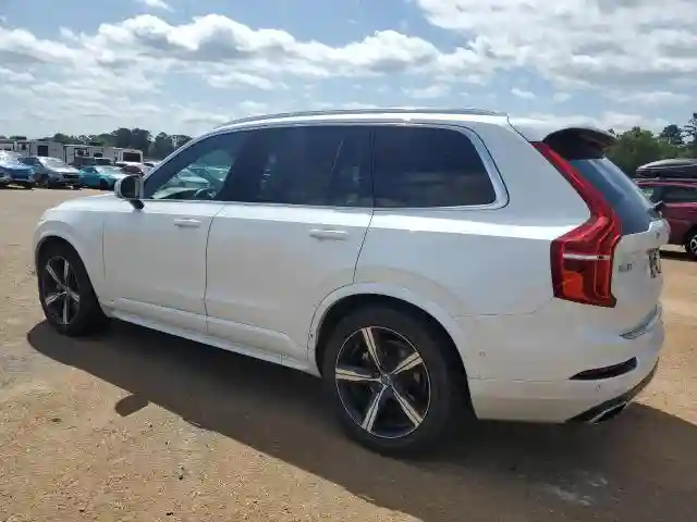 YV4A22PM8K1492726 2019 VOLVO XC90-1
