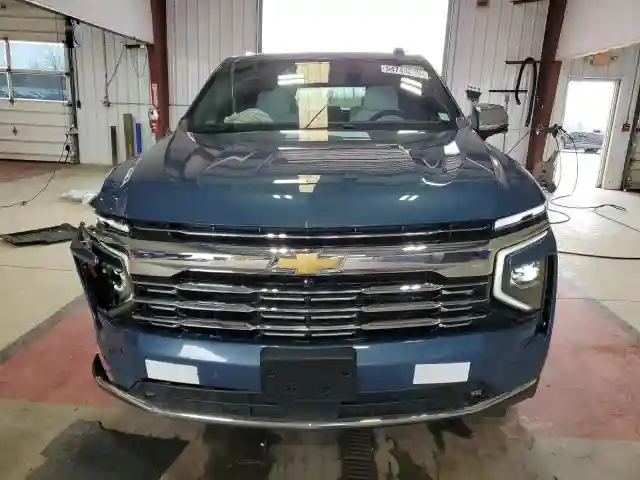 1GNS6FRD7SR198520 2025 CHEVROLET SUBURBAN-4