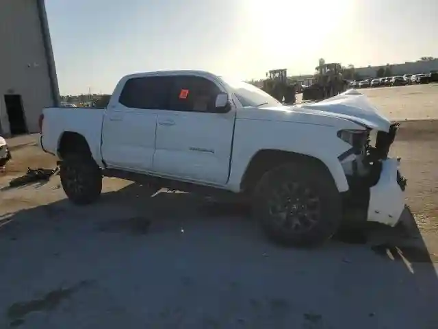 3TYCZ5AN9PT121423 2023 TOYOTA TACOMA-3