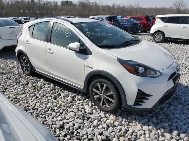 JTDKDTB35J1615452 2018 TOYOTA PRIUS-3