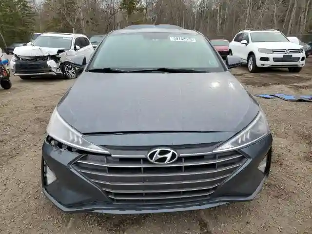 KMHD84LF1KU856464 2019 HYUNDAI ELANTRA-4
