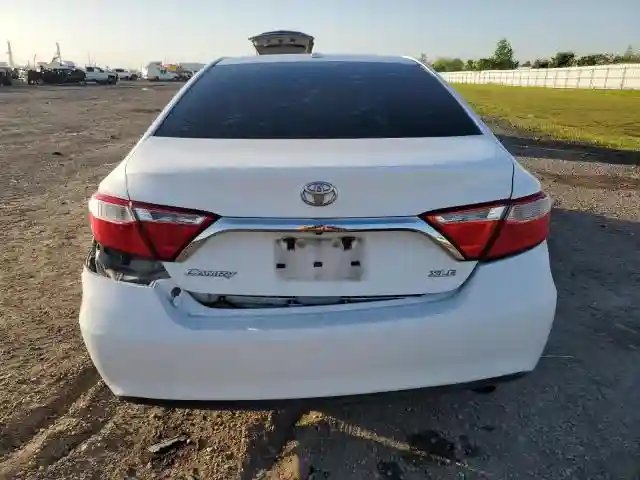 4T1BF1FK8FU979964 2015 TOYOTA CAMRY-5