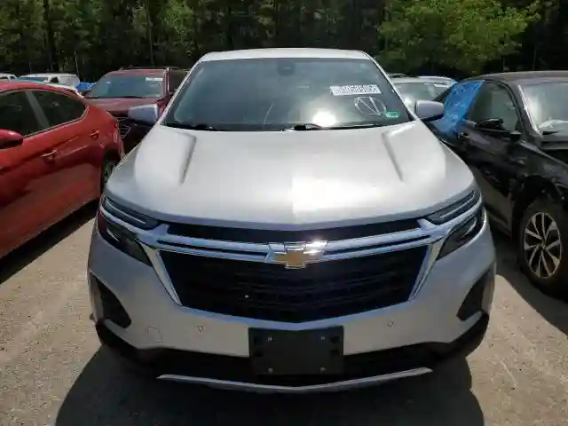 2GNAXJEV0N6130831 2022 CHEVROLET EQUINOX-4