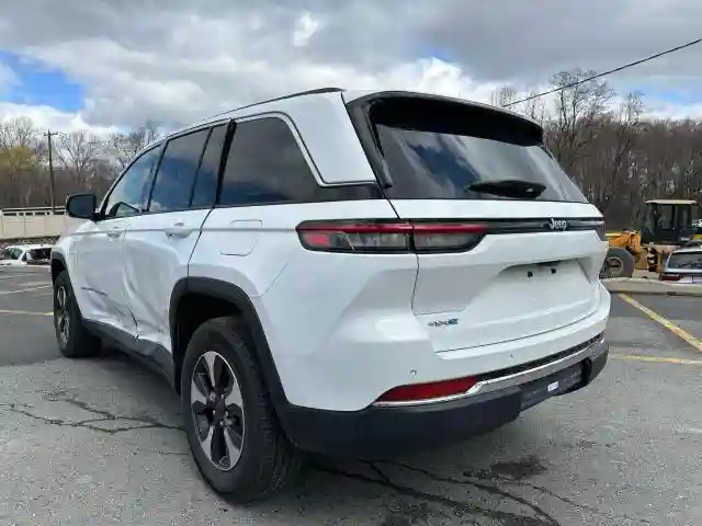 1C4RJYB65RC120554 2024 JEEP GRAND CHEROKEE-1