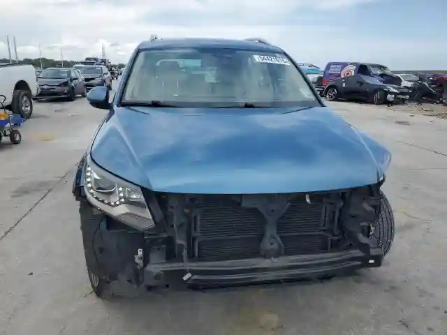 WVGVV7AX0HK016433 2017 VOLKSWAGEN TIGUAN-4