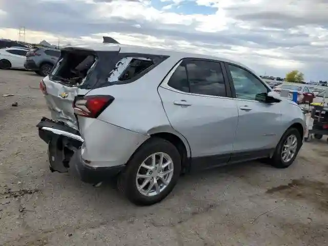 3GNAXKEV9NL235630 2022 CHEVROLET EQUINOX-2