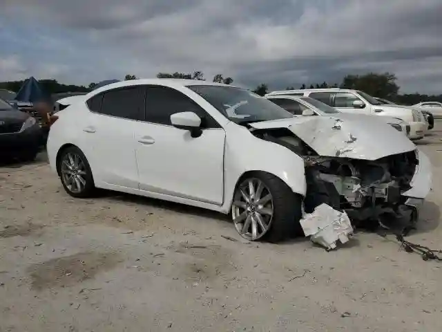 3MZBN1V7XHM110243 2017 MAZDA 3-3