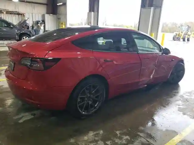 5YJ3E1EA4PF423777 2023 TESLA MODEL 3-2