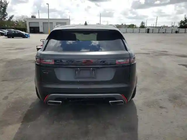 SALYL2RV8JA769158 2018 LAND ROVER RANGEROVER-5
