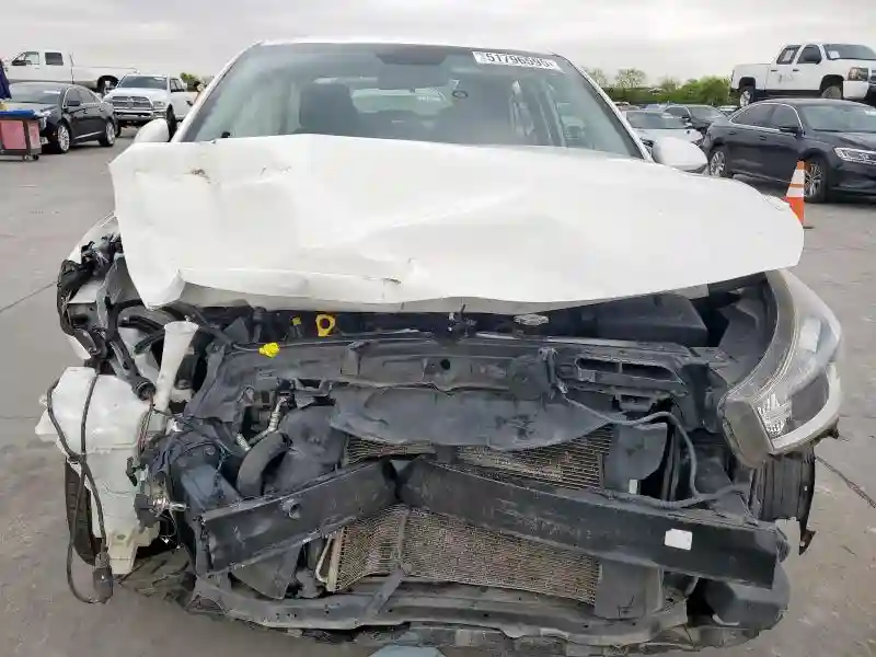 3KPA24AB3JE086354 2018 KIA RIO-4