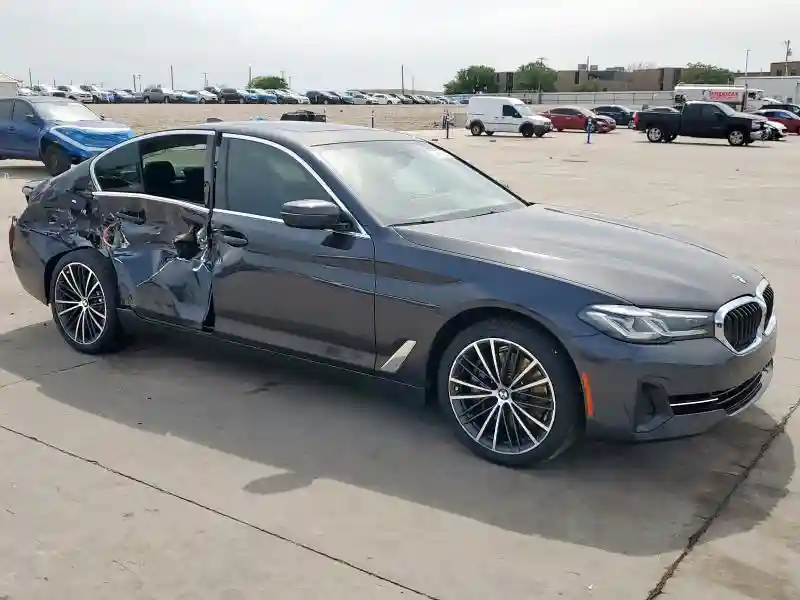 WBA53BJ05MWX21583 2021 BMW 5 SERIES-3