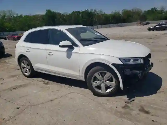 WA1BNAFY8J2232648 2018 AUDI Q5-3