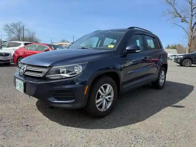 WVGBV7AX1GW001756 2016 VOLKSWAGEN TIGUAN-1
