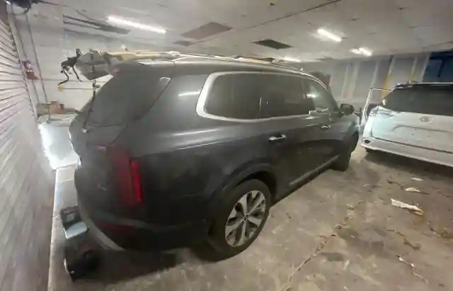 5XYP6DHC1LG073783 2020 KIA TELLURIDE-3